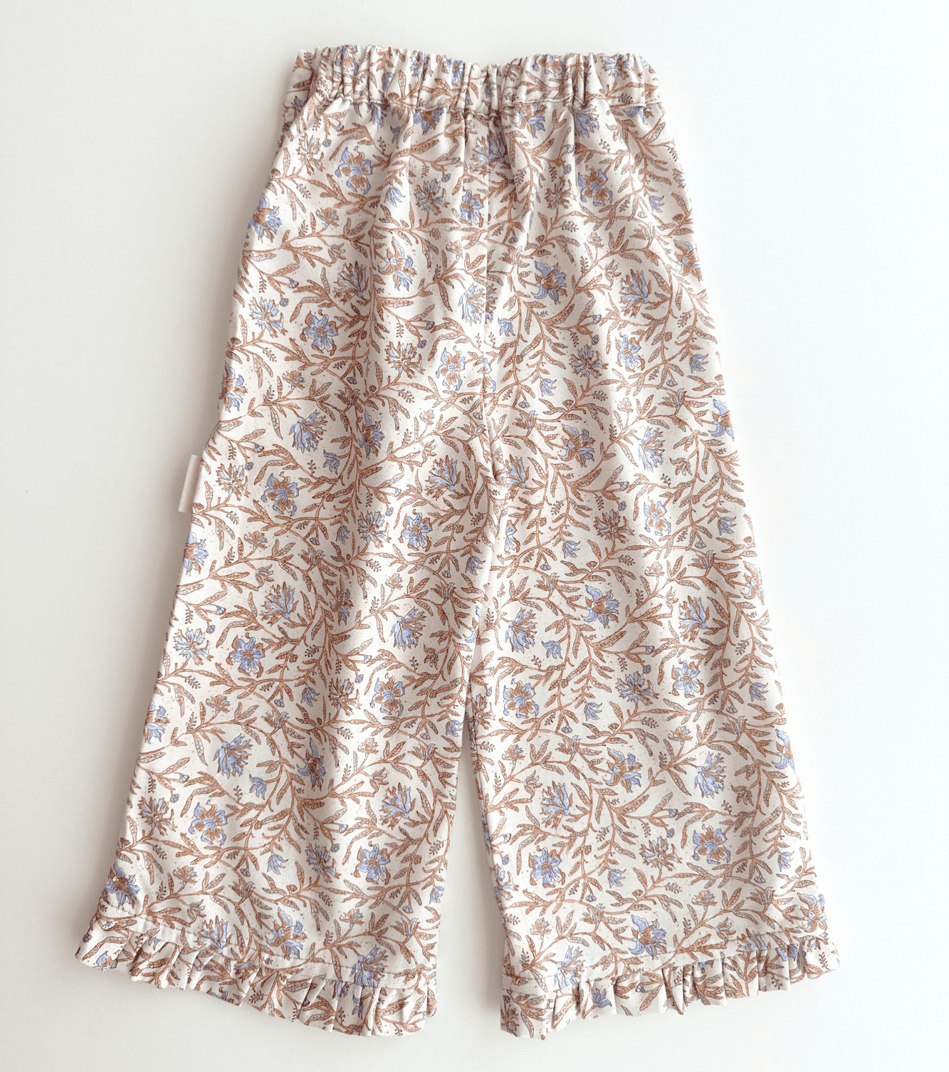 Ruffled pants | Santillana | Stripes and Flowers