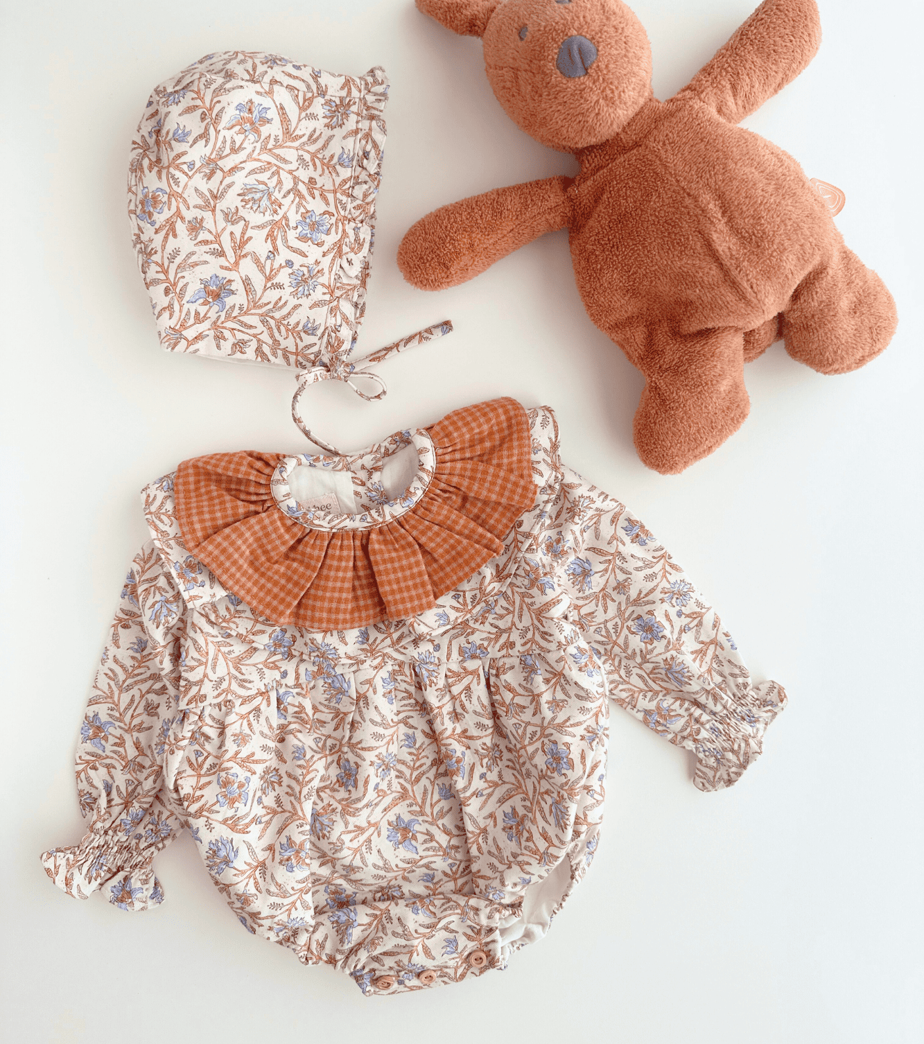 Organic cotton viyella bonnet | Cinnamon | Cinnamon Vichy