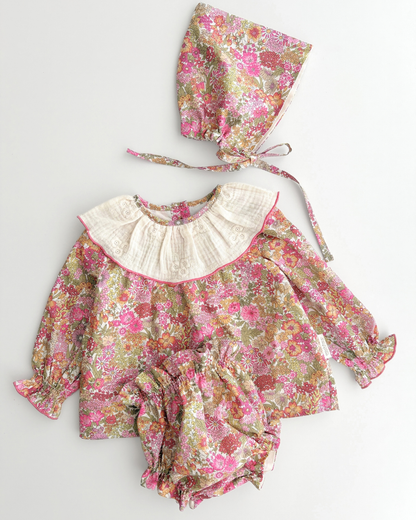 Baby ruffled collar blouse | Hazelnut | Flowers