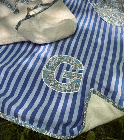 Toalla de Playa Personalizable | Marea | Rayas azul