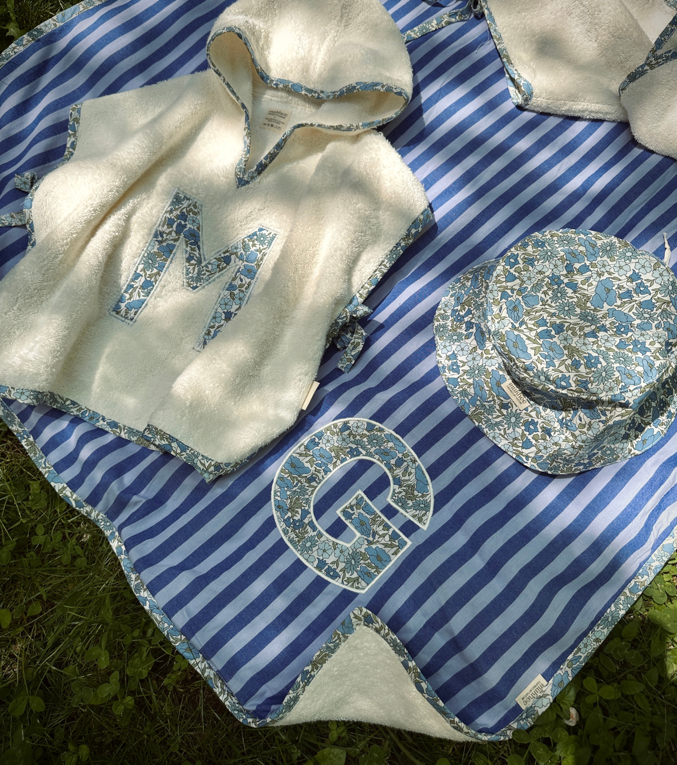 Toalla de Playa Personalizable | Marea | Rayas azul