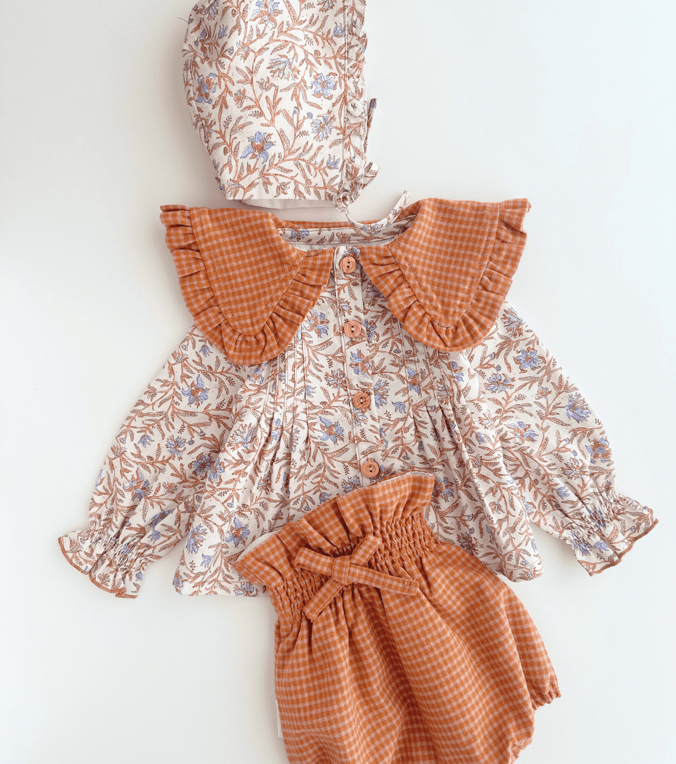 Blouse with gathers | Santillana | Stripes and Flowers