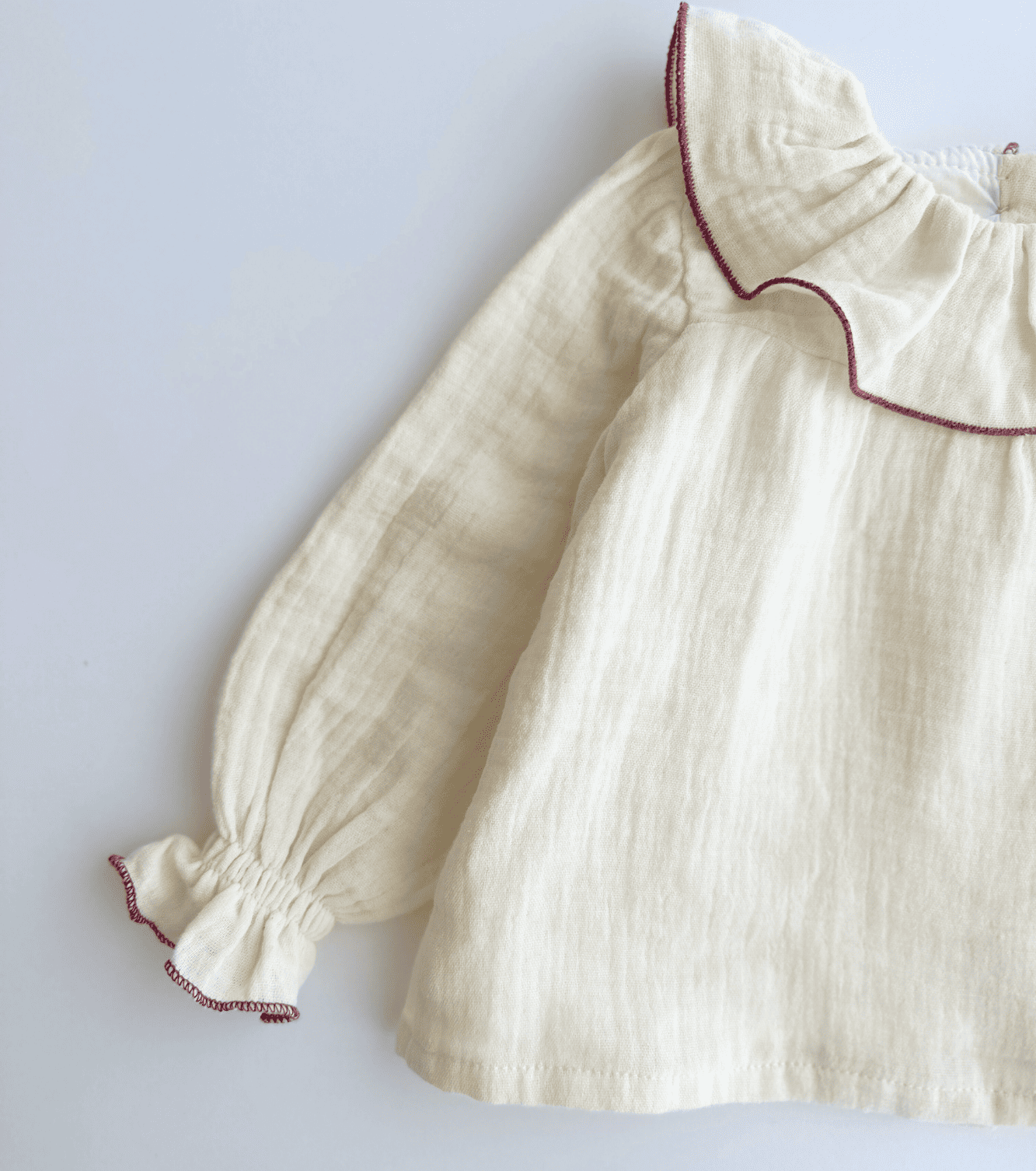 Blusa volantes bebé | Savia | Ecru Burdeos