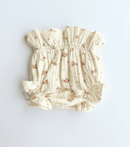 Conjunto blusa y culetín | Bruma | Mini flores rosas