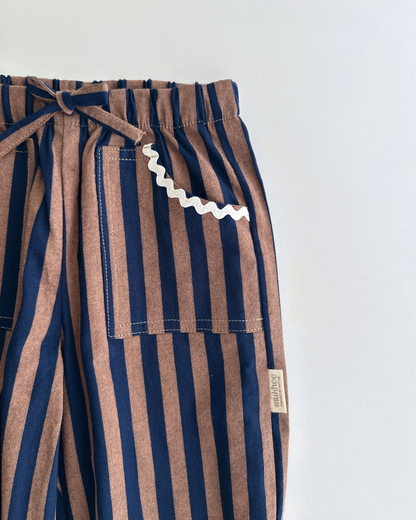 Pantalón bombacho | Castaño | Rayas