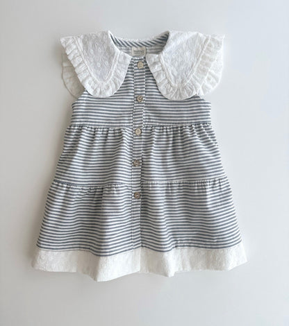 Robe en jean avec col brodé | Balmaseda | Denim rayé