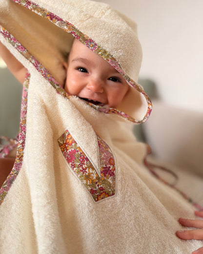 Poncho toalla Personalizado | Avellana | Flores