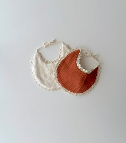 Organic cotton lace bib | Various colors