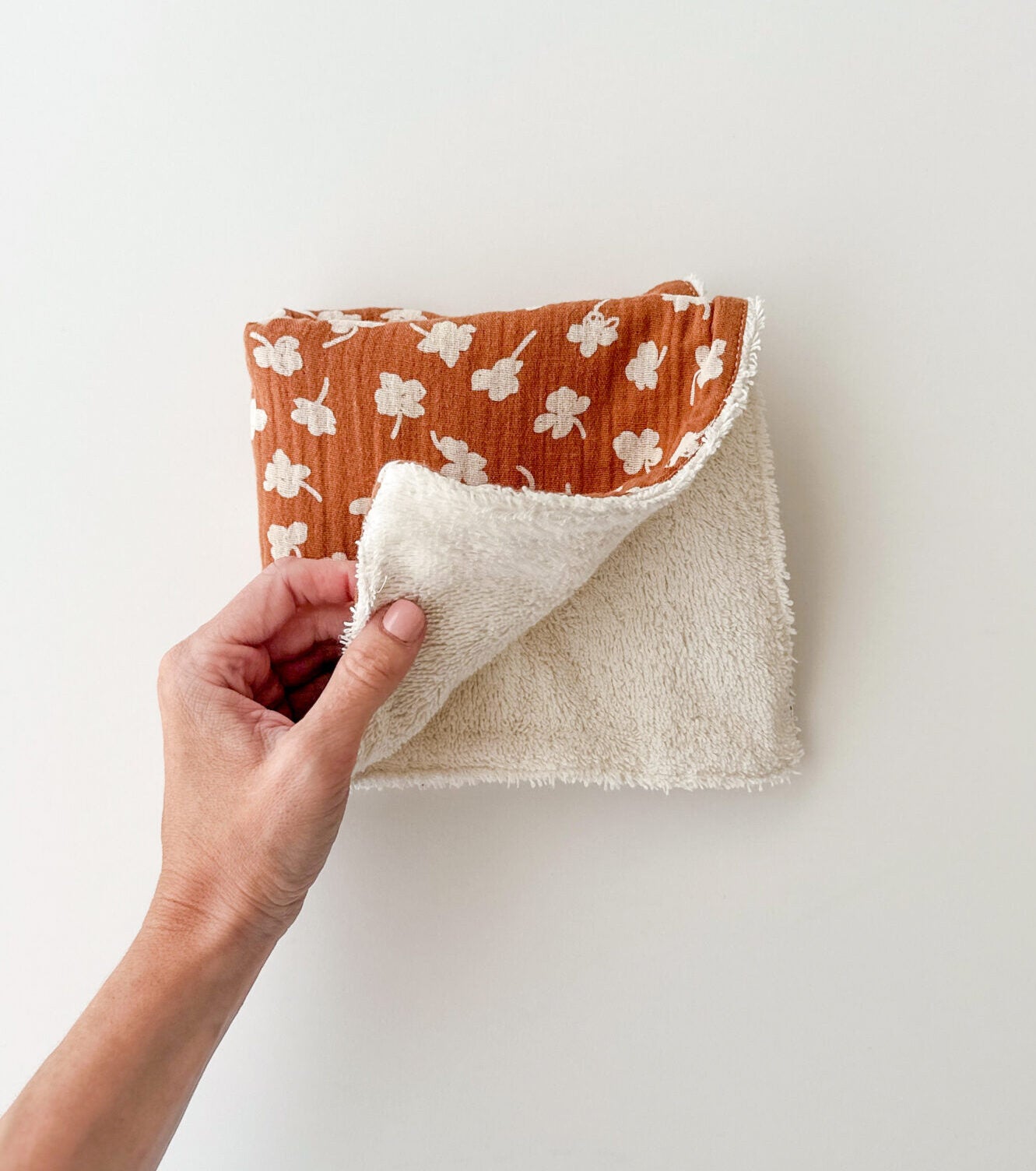 Organic cotton bib protector | Various colors